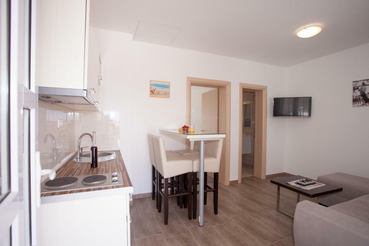 Apartments Mia Башка-Вода Екстер'єр фото