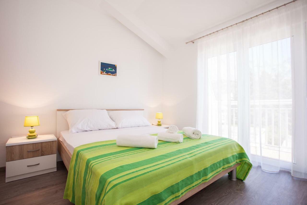 Apartments Mia Башка-Вода Екстер'єр фото