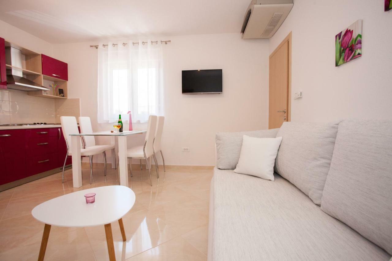Apartments Mia Башка-Вода Екстер'єр фото