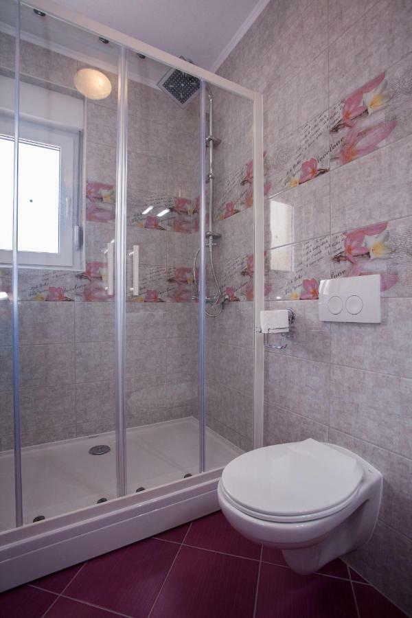 Apartments Mia Башка-Вода Екстер'єр фото